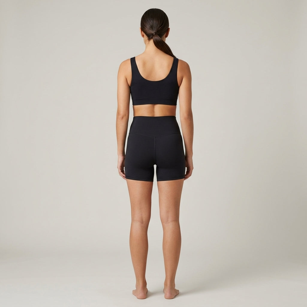 Short seamless noir vu de dos, couture centrale au dos