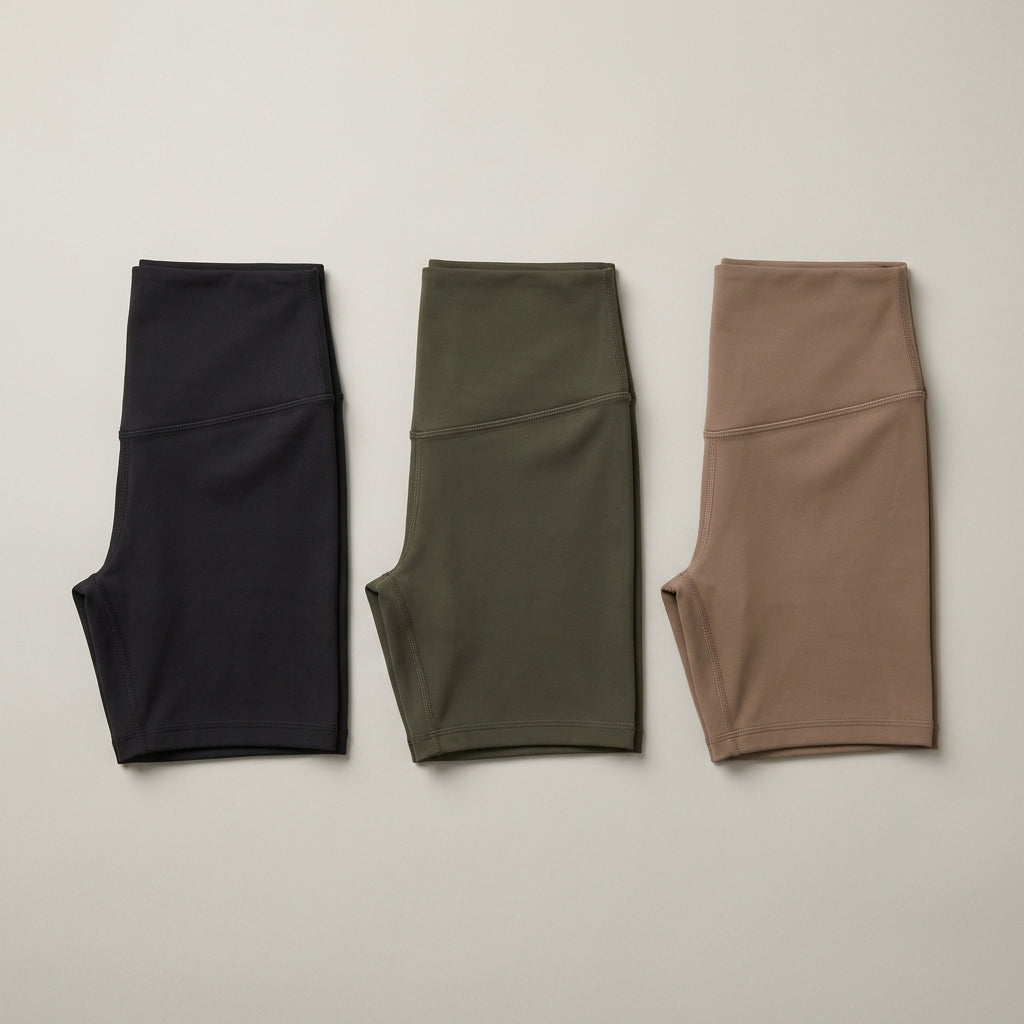 Short seamless YATO plié dans les trois coloris : noir, kaki et sable